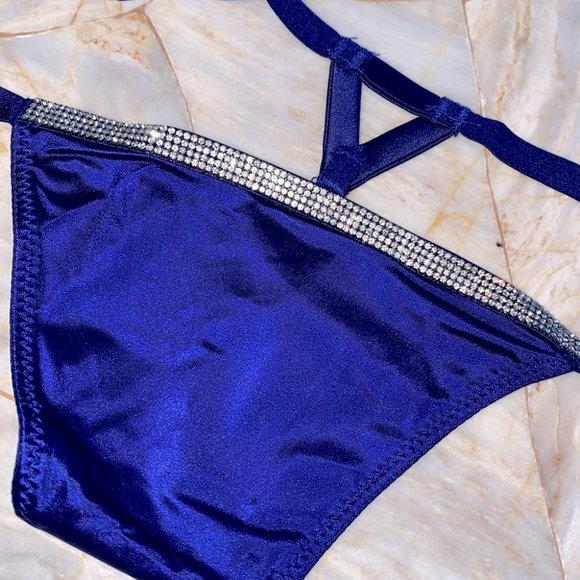 New VS VERY SEXY Bombshell Shine V-string Panty Purple Shine crystal band - Picture 9 of 12